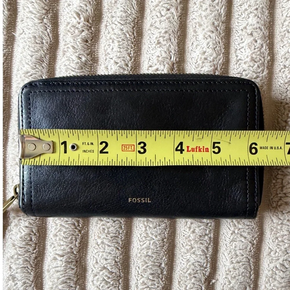 Fossil Logan RFID Medium Zip Around Wallet Black Leather SL6386001 Wristlet